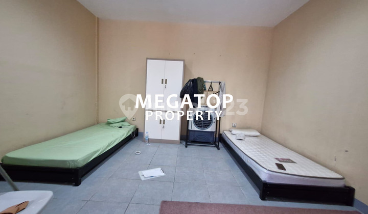 SHOPHOUSE CAFE FOR SALE IN SENTUL CITY, PRIME LOCATION READY FOR BUSINESS 2