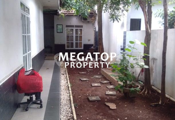 Rumah Siap Huni di Pondok Aren Bintaro, Lokasi Strategis 2