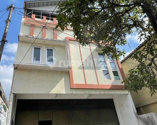 Ruko bagus siap pakai Lokasi strategis  Akses jalan 2 arah Di jl Paseh Tasikmalaya 