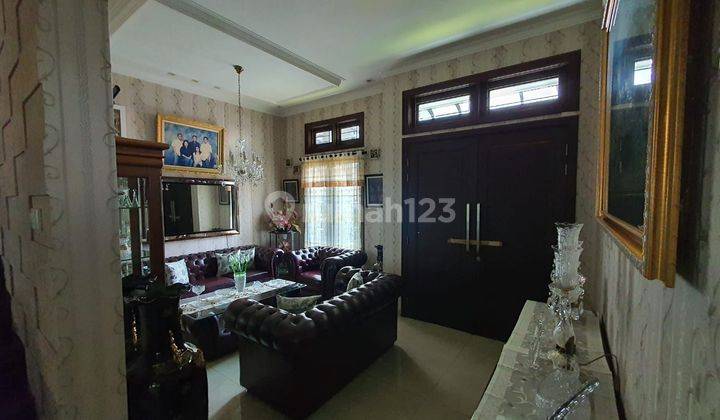 Rumah Semi Furnished Tengah Kota di Sayap Jl. Riau Bandung 1