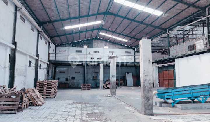 Ready-to-Use Warehouse in Solokan Jeruk, Bandung