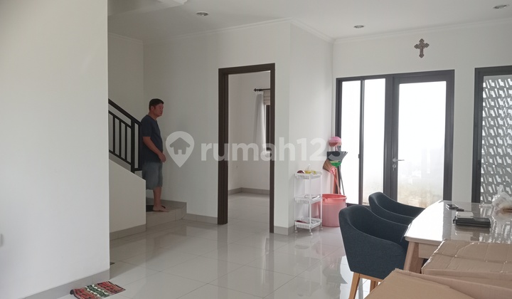 For Quick Sale: Ready-to-Occupy House in Summarecon Housing 2