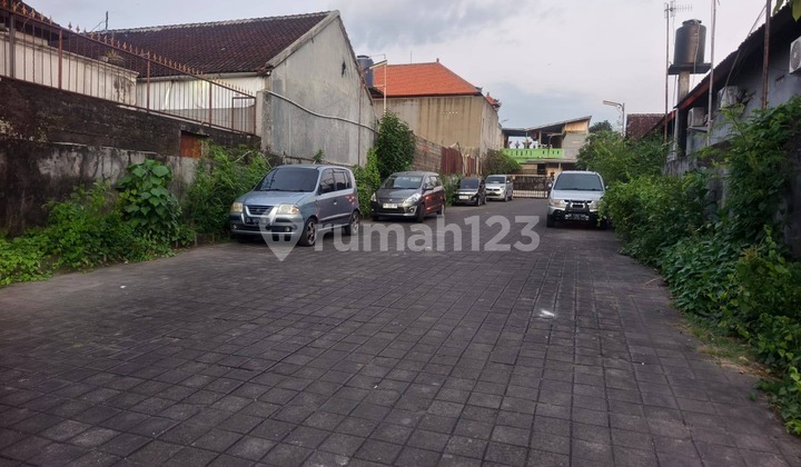 Disewakan Rumah parkir luas  Denpasar Utara 2