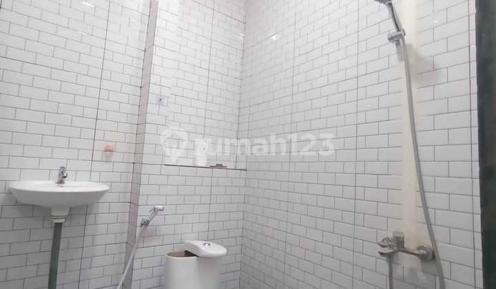 Affordable 2-bedroom local house for annual rent in Yeh Gangga, Tabanan.