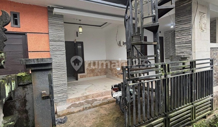 At Rumahsanggulan Boarding House, Tabanan