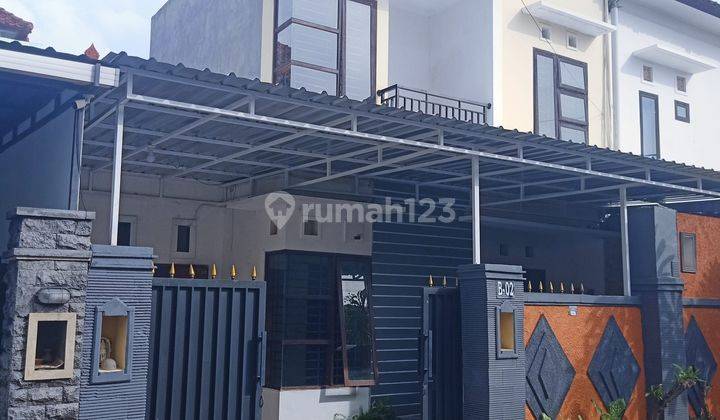 Rumah 2 Lantai 3 Kamar Tidur Gunung Agung Denpasar Barat 1