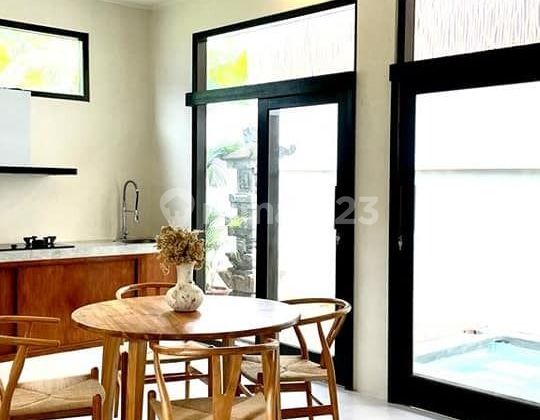 House With Pool In Padonan Area 2