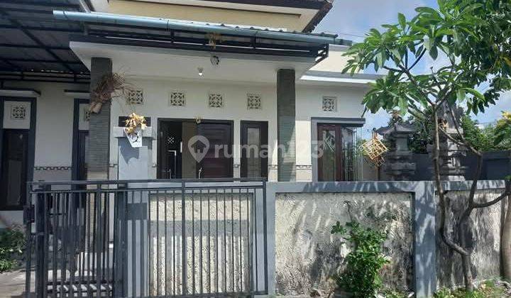 Dikontrakkan Rumah Dengan Luas 1 Are Lokasi di Dalung Cempaka 1