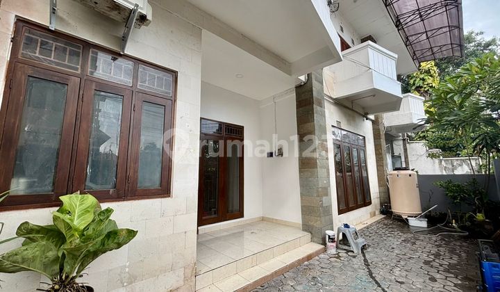 Minimalist House At Residence Area Imam Bonjol - West Denpasar 1