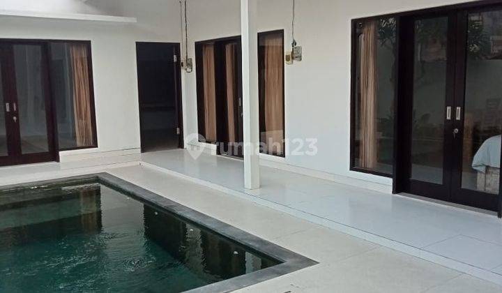 For Rent 3 Bedrooms Villa In Munggu 1