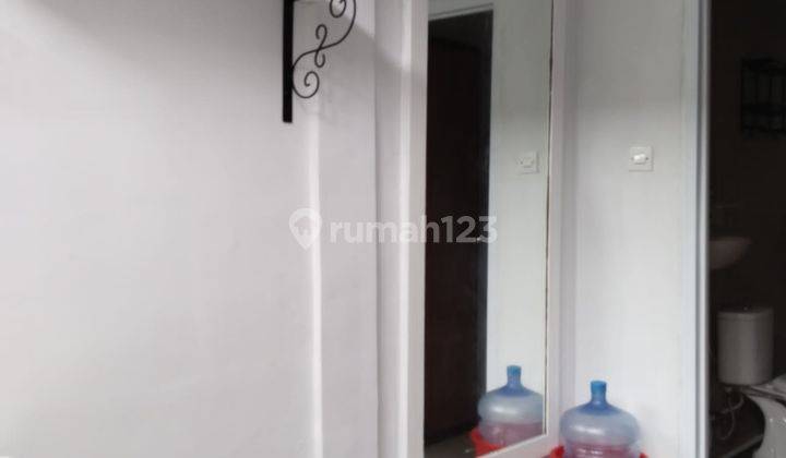 Disewakan rumah lantai 2 fully furnished area kampial 2