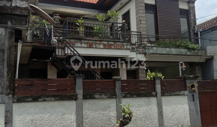 Disewakan Rumah 2 Lantai Kosongan di Padonan Dekat Dalung dan Canggu