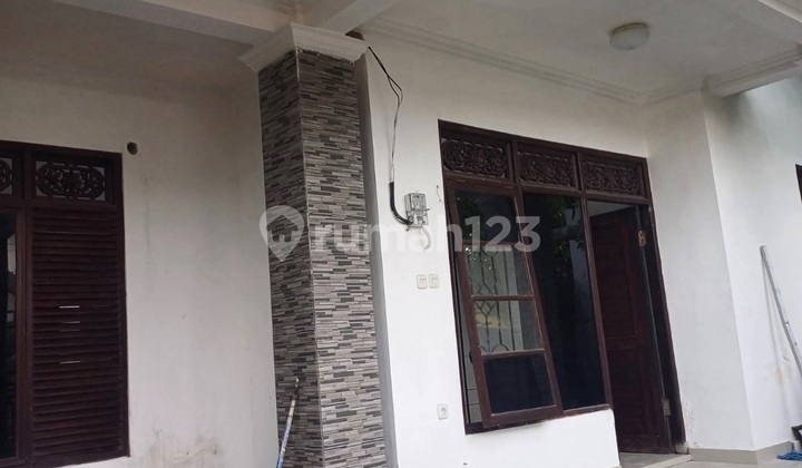 For Rent: 3 Bedroom House in Korinuansa Jimbaran