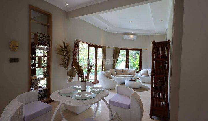 3 Bedrooms Modern Villa In Berawa Canggu 1