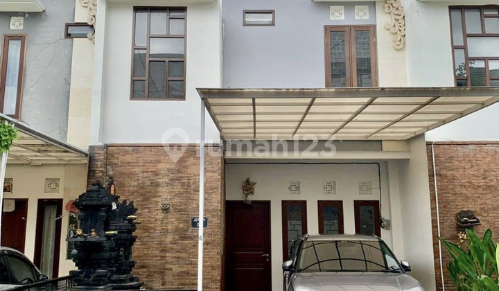 Rumah 2 Lantai Furnished 2 Kamar Tidur Panjer Denpasar Selatan