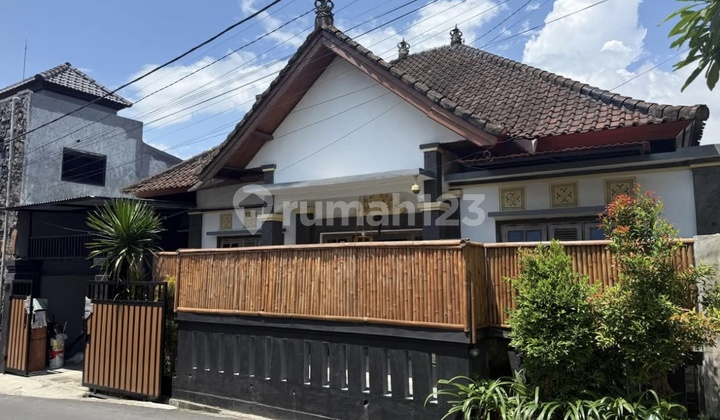 For Rent: Cozy 3Br House In Padonanlocation: Padonan (Close To Canggu & Berawa)