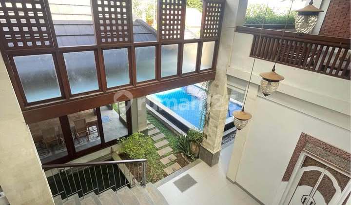 Mega Villa located in Jimbaran Bukit Lestari near to Sidewalk Jimbaran Mall Mega Villa located in Jimbaran Bukit Lestari near to Sidewalk Jimbaran Mall