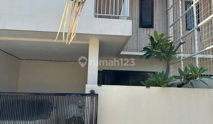 Rumah Bersih 3 Kamar Tidur Buduk Area 1