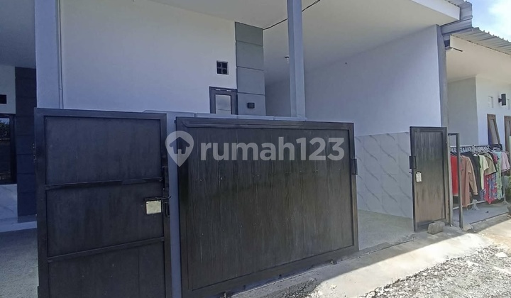 New House in Pemogan, South Denpasar. New House in Pemogan, South Denpasar.