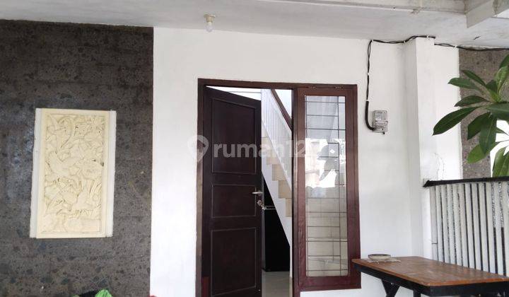 Disewakan rumah lantai 2 fully furnished area kampial 1