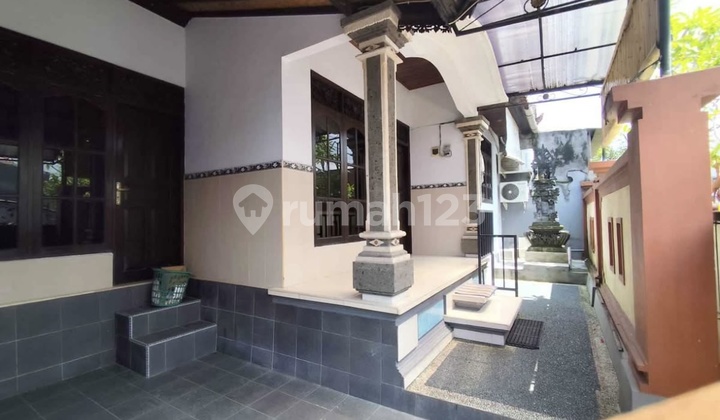 Disewakan Rumah di Jlan Raya Munggu-Kapal