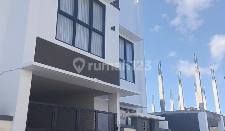 Rental New House on Jalan Raya Kuta - Near Kuta Central Parking Rental New House on Jalan Raya Kuta - Near Kuta Central Parking
