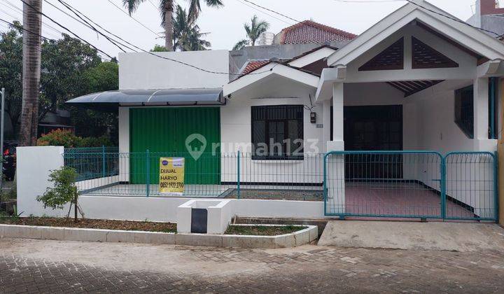 Rumah Cantik siap huni dengan fasilitas oleh raga yang ciamik 2