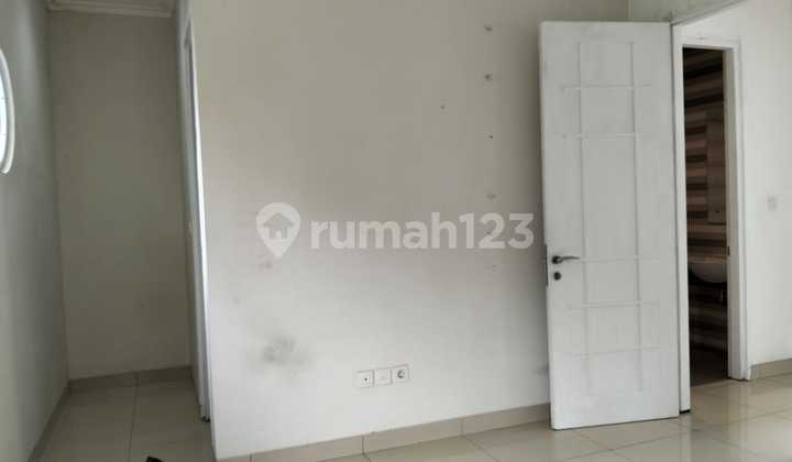 Summarecon Bekasi House ******** Summarecon Bekasi House ********