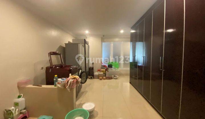 Rumah mewah American classic style luas 1.019m  4 Lantai Semi Furnished di Pantai Indah Kapuk, Jakarta Utara 2