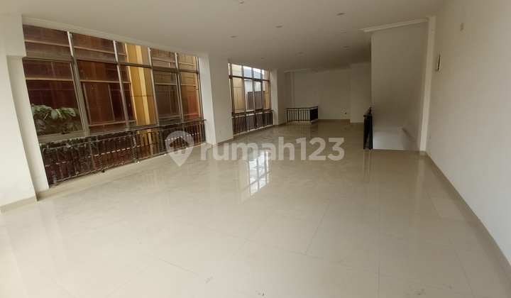 Disewakan Rukan Gandeng Boulevard Badan&Hoek Golf Island Ukuran Disewakan Rukan Gandeng Boulevard Badan&Hoek Golf Island Ukuran