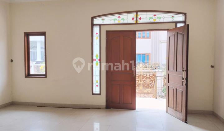 Di jual rumah pik luas 340meter posisi hoek pik jakut 1