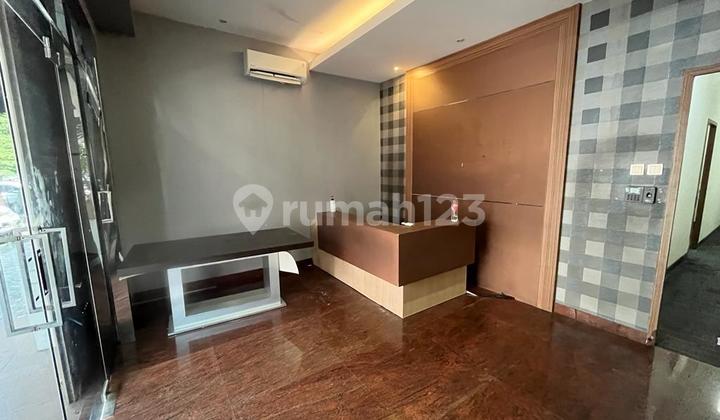 For sale exclusive commercial building facing inside, size 5x15, 4 floors, PIK Jakut. For sale exclusive commercial building facing inside, size 5x15, 4 floors, PIK Jakut.