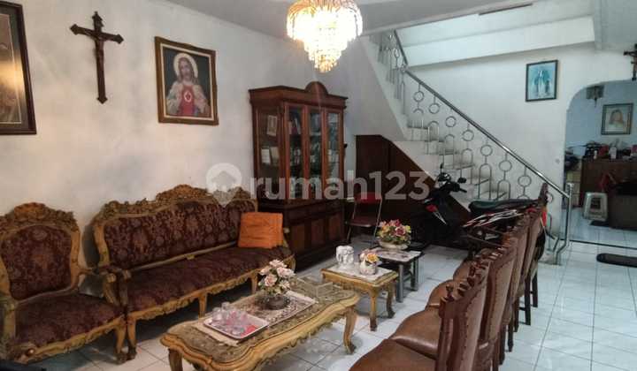 Rumah 2 Lantai Unfurnished SHM di Kayu Jati Rawamangun Jakarta Timur, Jakarta Timur Rumah 2 Lantai Unfurnished SHM di Kayu Jati Rawamangun Jakarta Timur, Jakarta Timur