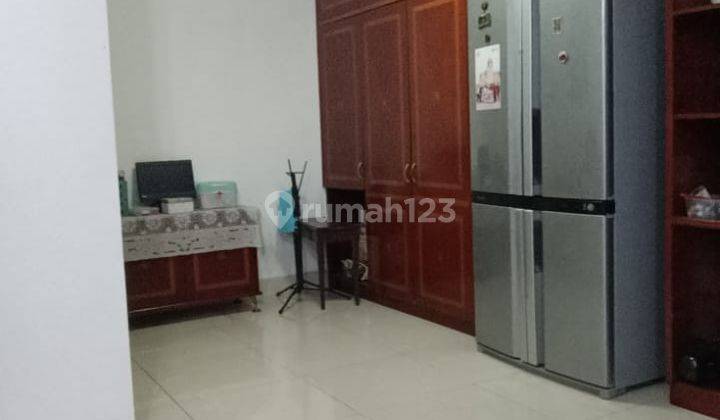 Rumah 2 Lantai Semi Furnished SHM di Pulomas Barat Kayu Putih Jakarta Timur, Jakarta Timur 2