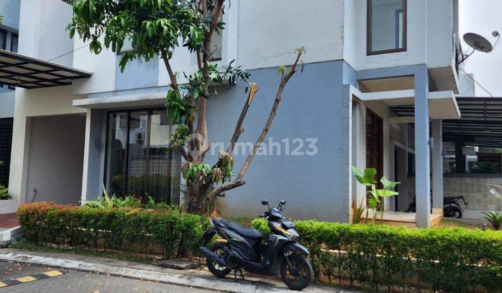 Rumah 3 Lantai Semi Furnished Hak Guna Bangun di Pulomas Raya , Jakarta Timur 1