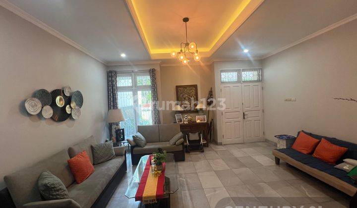 Rumah 2 Lantai Lokasi Dalam Perumahan Tenang Di Puri Indah S7932 1