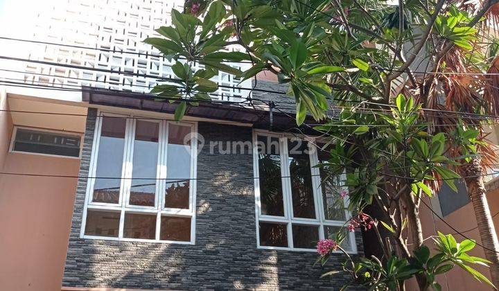 Jual Cepat Rumah 3 Lantai di Rawamangun Jakarta Timur  1