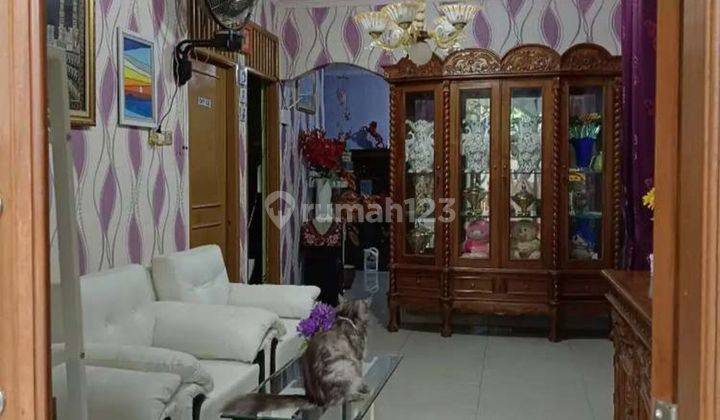 Dijual Rumah Hoek Siap Huni di Thb Bekasi 2