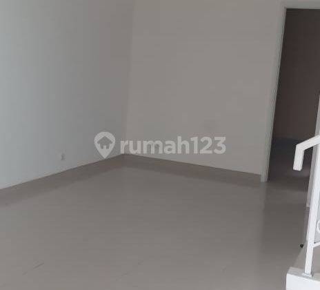 Dijual Rumah Cantik di Jgc Cluster La Seine 2