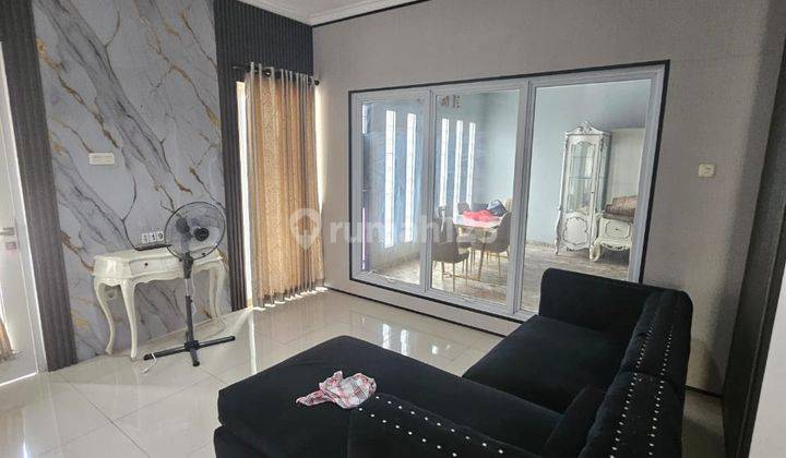 Disewakan Rumah fullFurnish hook Cantik siap Huni di Metland Jakarta Timur 1