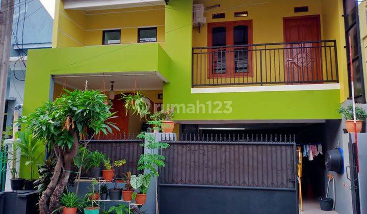 Di Jual Rumah Bulevar Hijau 1