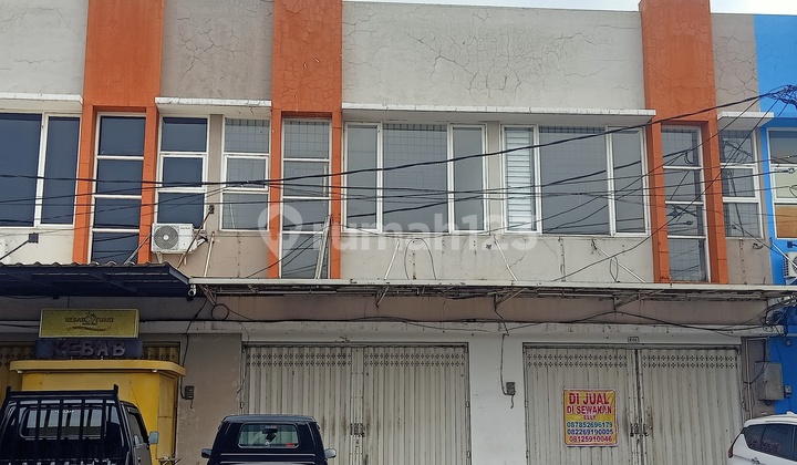 For Rent: 2-Story Shophouse in Green Mansion, Waru Tropodo 2