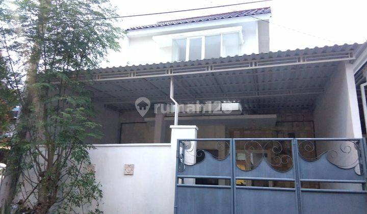 Disewakan Green Lake Wonorejo Rumah 2 Lantai Siap Huni 1