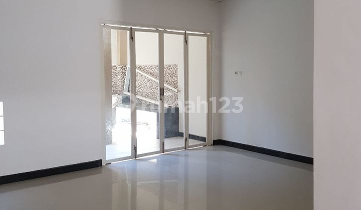 Dijual Cepat, Rumah 2 Lantai Babatan Pantai Utara Dijual Cepat, Rumah 2 Lantai Babatan Pantai Utara