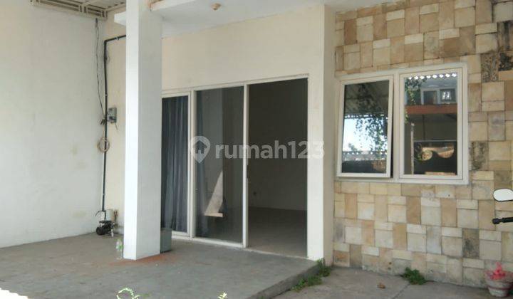 Disewakan Green Lake Wonorejo Rumah 2 Lantai Siap Huni 2