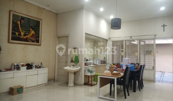 Jual Rumah Dharma Husada Barat Luas 360, Dekat Dengan Sekolah Nsa. Mall Dan Kampus Unair