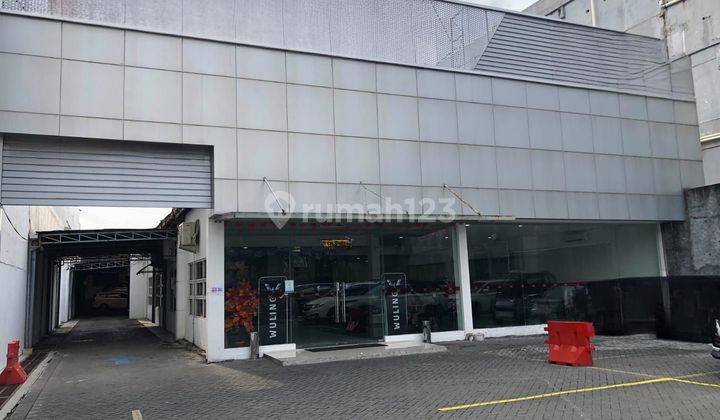 Disewakan tempat usaha lokasi strategis jalan Tunjungan Surabaya  1