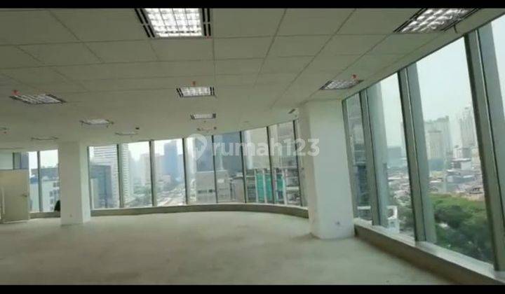 Kantor Strategis Pusat Kota di Lippo Thamrin Office, Gondangdia, Menteng, Jakarta Pusat 1