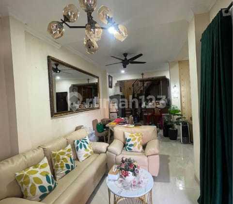 Rumah Siap Huni di The California Cikunir