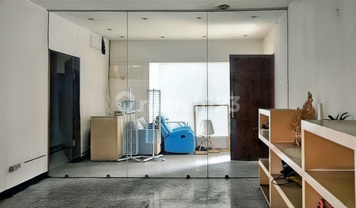 Dijual Rumah Lama Dikemang Cocok untuk Hunian atau Kantor 2